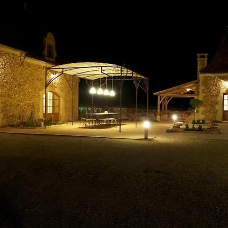 Les Martinies
